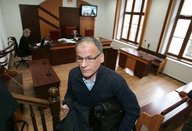 Biznesmen Mirosław Jacek Sulikowski, były właściciel gruntu po Tormięsie, w toruńskim sądzie w 2012 roku. Wtedy proces przegrał