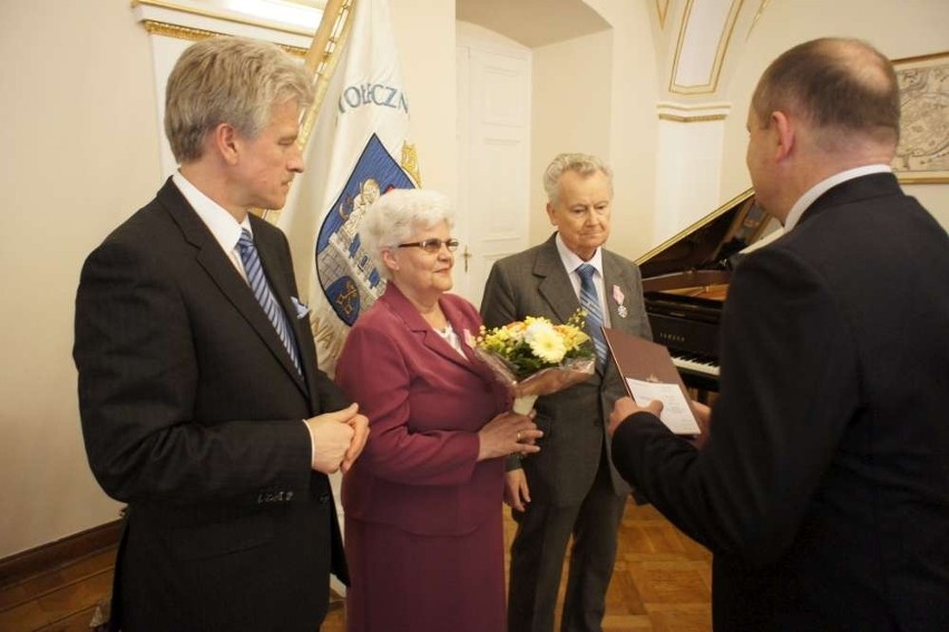 Małżeństwa z 50-letnim stażem u prezydenta Grobelnego [ZDJĘCIA]