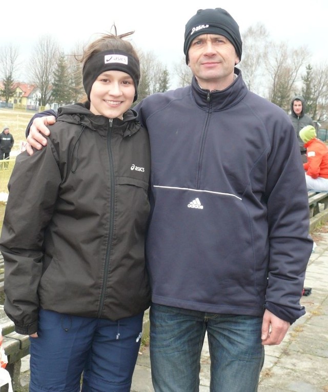 Klaudia Kotańska (z lewej) zajęła 17 miejsce na 2 kilometry.