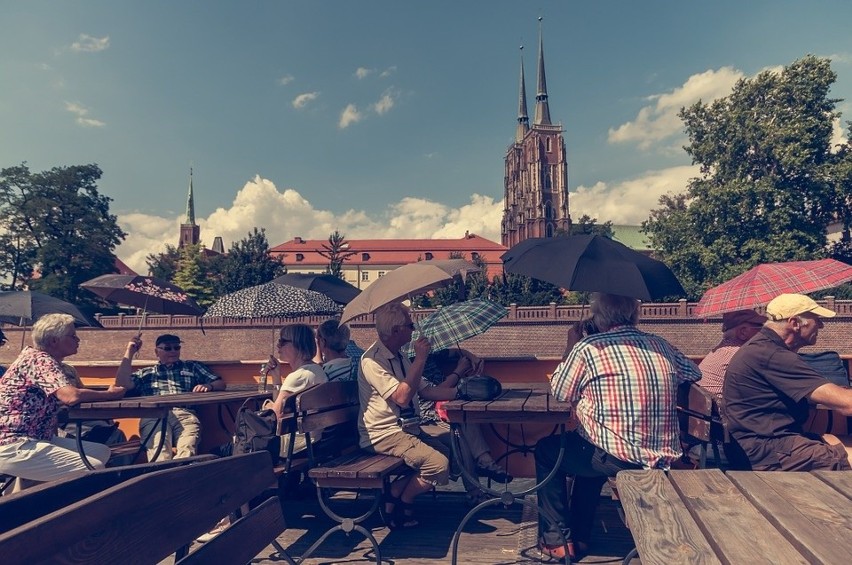 30 groszy miesięcznie - to najniższa emerytura wypłacana...