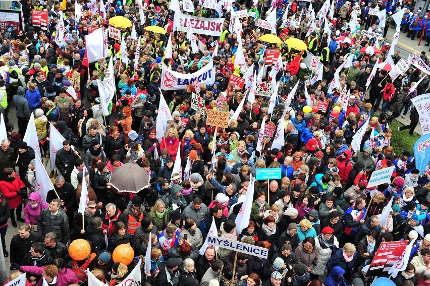 Protest związkowców w Warszawie 18 kwietnia