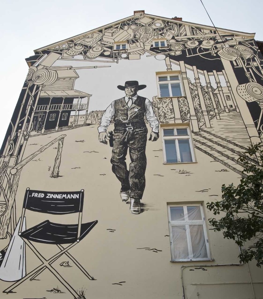 Zakończyły się prace nad muralem upamiętniającym Freda Zinnemanna, wybitnego reżysera urodzonego w Rzeszowie [WIDEO, PROGRAM OBCHODÓW]
