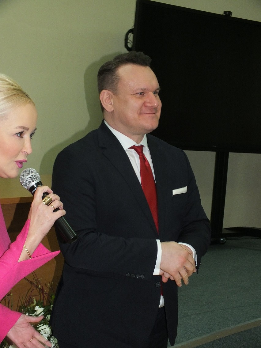 Podczas spotkania w Starachowicach Dominik Tarczyński promował kandydatów