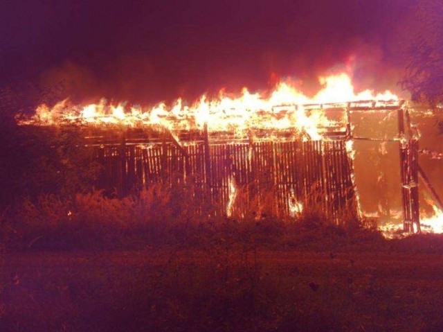 Pożar opuszczonej cegielni w Kwileniu