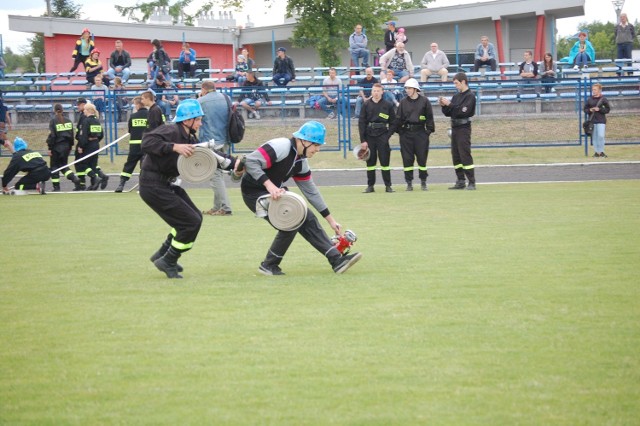 Młodzieżowa drużyna z Drzewianowa walczyła dzielnie i wywalczyła pierwsze miejsce wśród chłopców w wieku 16-18 lat