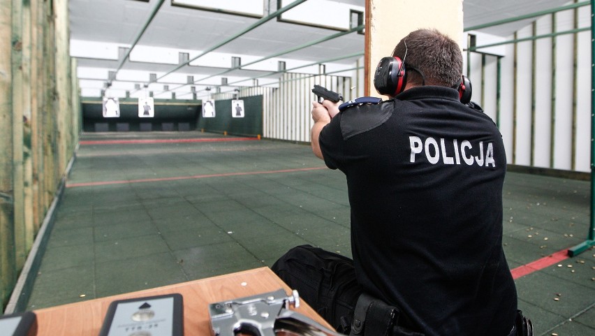 7034 zł netto zarabia komendant powiatowy policji w naszym...