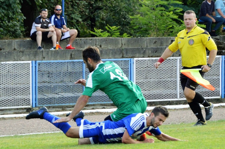 5. liga. Brzezina Osiek zepsuła święto Zatorzance [ZDJĘCIA]