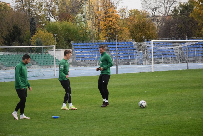 PKO Ekstraklasa. Czwartkowy trening Radomiaka przed meczem z Górnikiem Łęczna. Trenowali Radecki i Karwot. Nie było Kozaka (ZDJĘCIA)