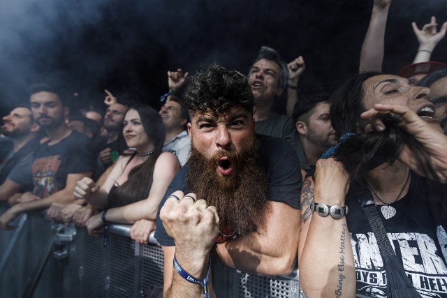 Tak bawią się na festiwalu rockowym!