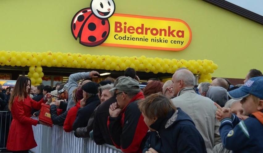 Efektem zakazu handlu w niedzielę miały być dziesiątki...