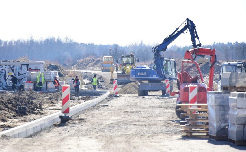Opóźni się otwarcie obwodnicy Tarnobrzega! Strabag wystąpił o przedłużenie terminu budowy drogi o trzy miesiące, jest zgoda miasta