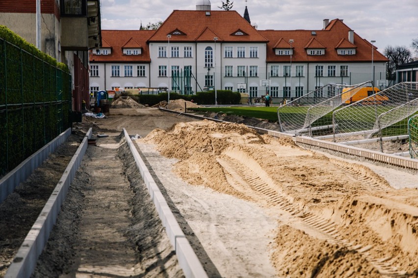 Stadion w Ostrowi Mazowieckiej. Zobaczcie, jak się zmienia. 5.10.2020. Zdjęcia