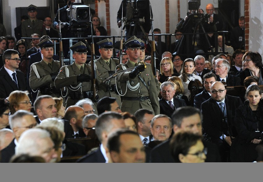 Pogrzeb prof. Władysława Bartoszewskiego w Warszawie [ZDJĘCIA]