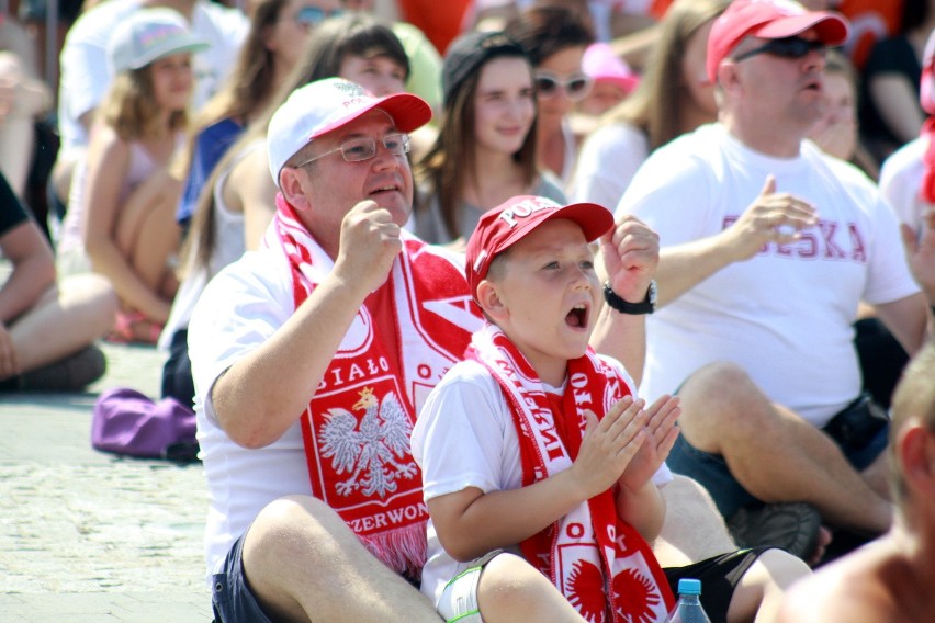 Mecz Polska - Szwajcaria w strefie kibica w Lublinie