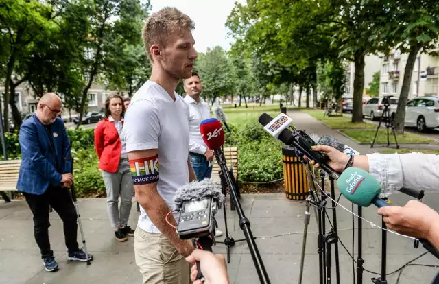 Linus Lewandowski, lider stowarzyszenia „Homokomando” wydał oświadczenie na temat oskarżenia o gwałt jednego z byłych działaczy organizacji.