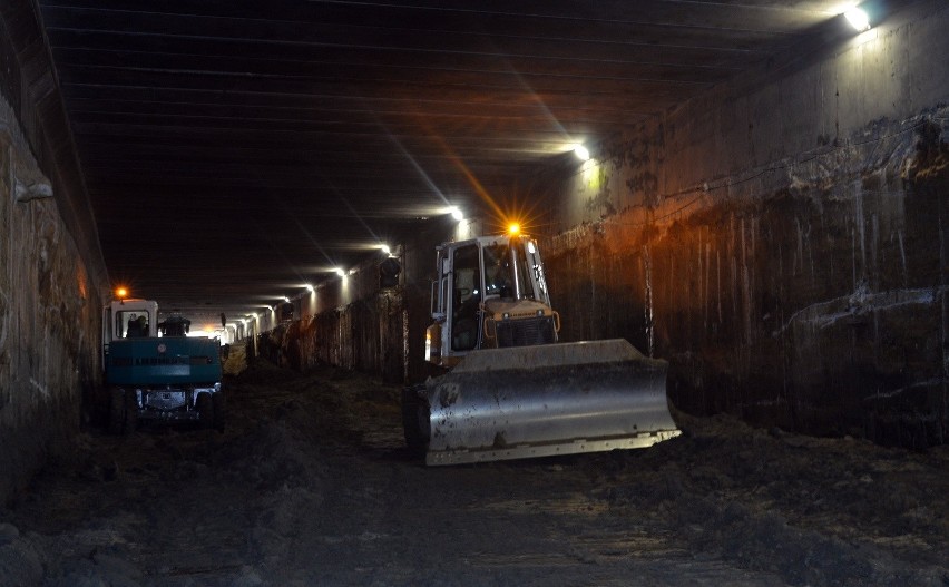 Budowa Trasy W-Z. Tunel jest już przebity na wylot [ZDJĘCIA]