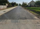 Remont kolejnego odcinka drogi Konieczno-Modrzewie w gminie Włoszczowa. Sprawdźcie stan prac. Zobaczcie zdjęcia
