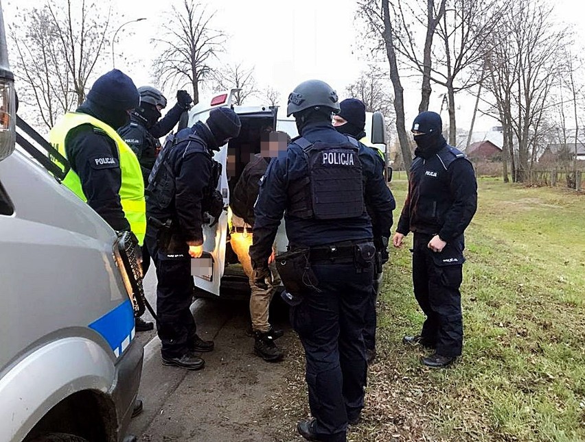 Duży transport nielegalnych migrantów udaremniony w Bielsku...