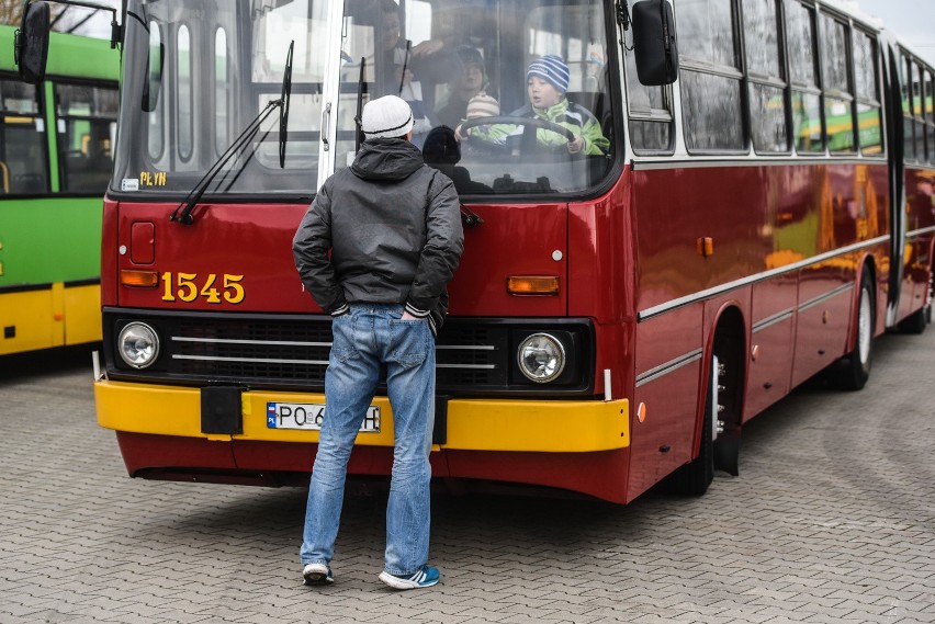 Katarzynki MPK: Poznaniacy zwiedzali zajezdnię tramwajową na...