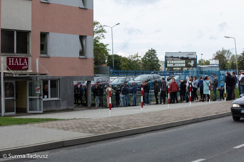 Spójnia grała z Arką w hali Ośrodka Sportu i Rekreacji przy...