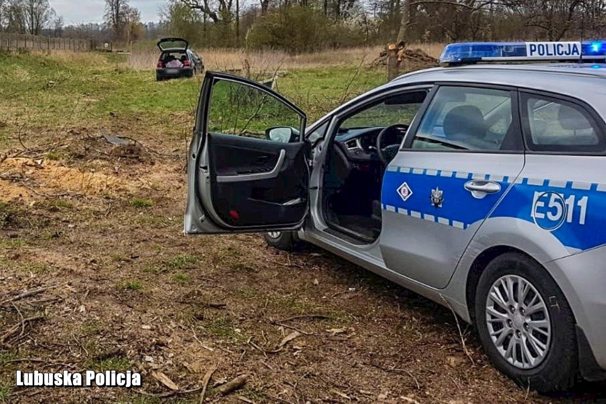 30latek nie zatrzymał się do kontroli bo... był