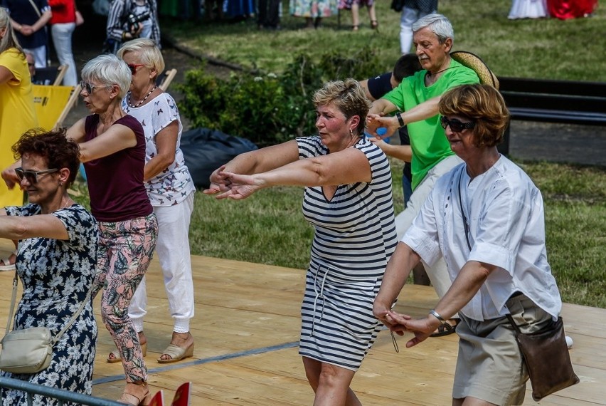 Parada Seniorów i piknik z Haliną  Kunicką