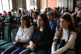 Ruszyła 12. edycja projektu "Szybuj bezpiecznie w internetowej chmurze". Świętokrzyscy uczniowie wezmą udział w lekcjach i konkursach