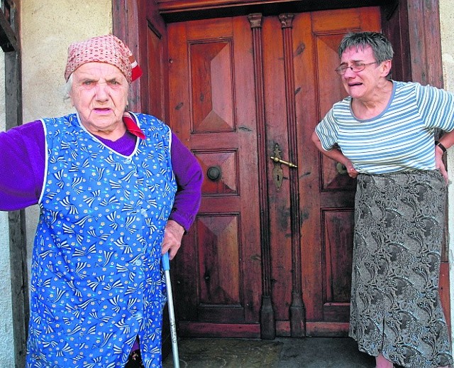 Matka i babcia Krzysztofa J. boją się, że ten trafi do więzienia. Pozostali mieszkańcy miejscowości liczą na to, że chory psychicznie mężczyzna zostanie odizolowany