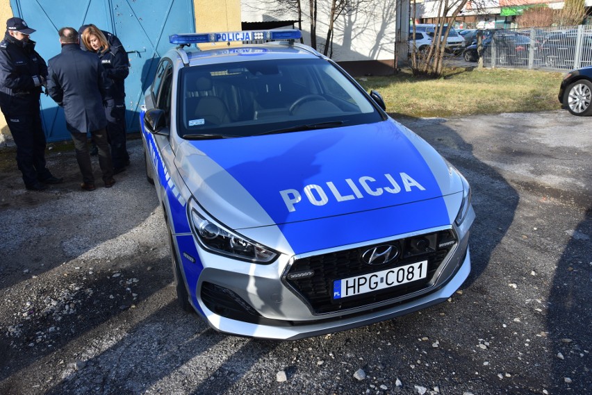 Libiąż. Nowy samochód dla policjantów z wydziału kryminalnego [ZDJĘCIA]