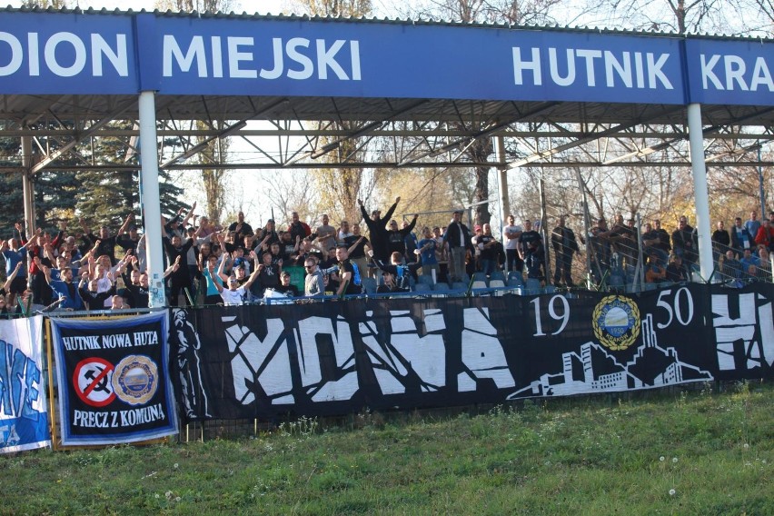 Hutnik Kraków. Stadion po wizytacji PZPN. Co trzeba zrobić, aby Hutnik mógł na nim grać w II lidze?