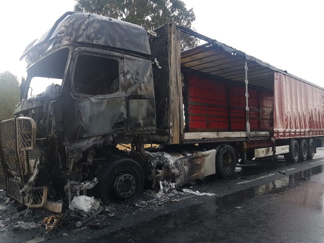 Do pożaru samochodu ciężarowego doszło we wtorkowe popołudnie.