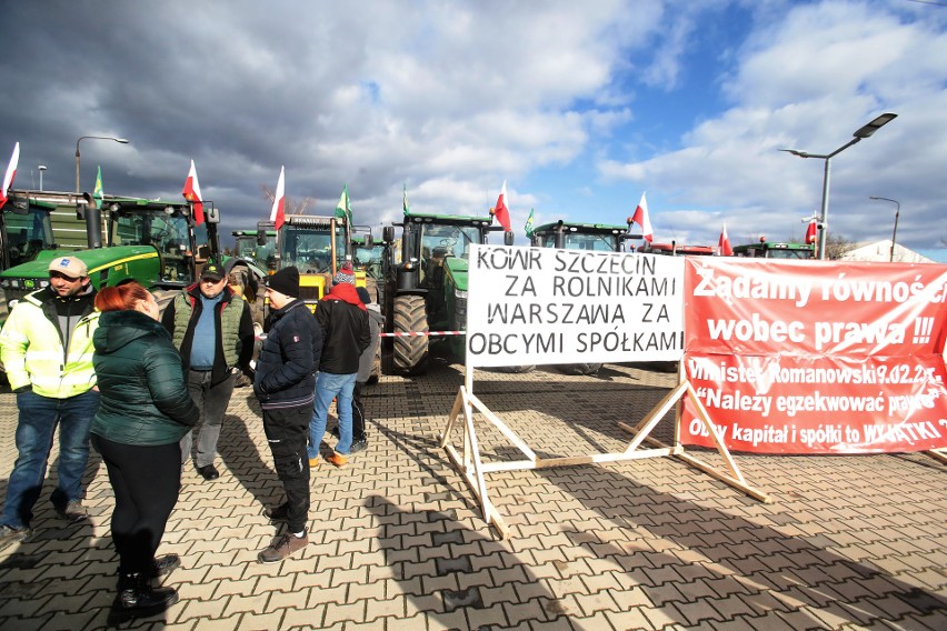 Protest rolników w Szczecinie. Chcą, by „Polska ziemia była dla polskich rolników” 