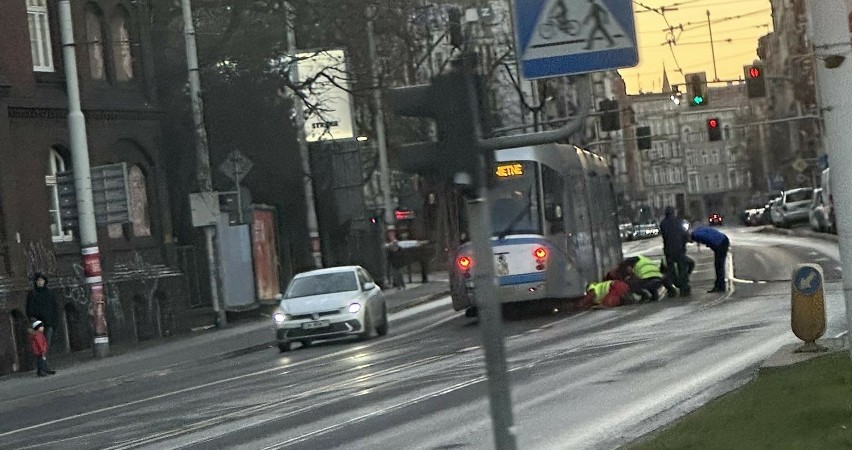 W środę (27 grudnia) we Wrocławiu na Nadodrzu wykoleił się...