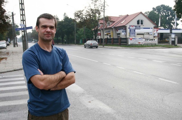 - Bardzo często dochodzi do wypadków na skrzyżowaniu ulic Lubelskiej i Kochanowskiego &#8211; mówi Rafał Wilkowski.