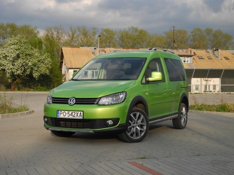 Testujemy: Volkswagen CrossCaddy - trochę kombi, trochę...