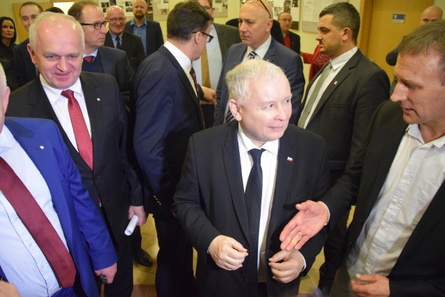 Zmiany w samorządowej ordynacji wyborczej Jarosław Kaczyński zapowiedział podczas spotkań z członkami i samorządowcami PiS na Pomorzu.