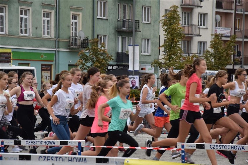 Bieg Złota Mila w Częstochowie. Najwięcej młodych zawodników ZDJĘCIA 