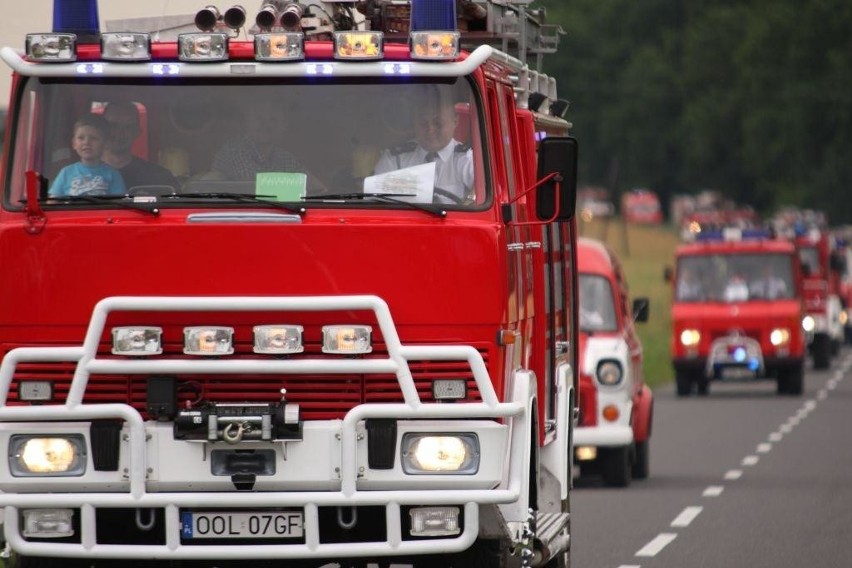 Pojazdy strażackie zjechały do Główczyc [zdjęcia]