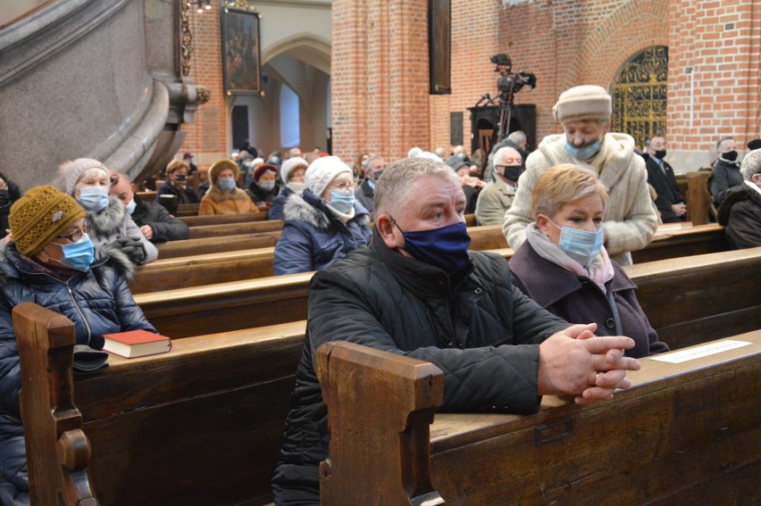 Opole. Pielgrzymka jubilatów małżeńskich do katedry. Zobaczcie zdjęcia!