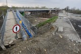 Są rządowe pieniądze na most w Ostrowie koło Tarnowa. Pierwsze samochody mają przejechać nową przeprawą na Dunajcu jeszcze w tym roku