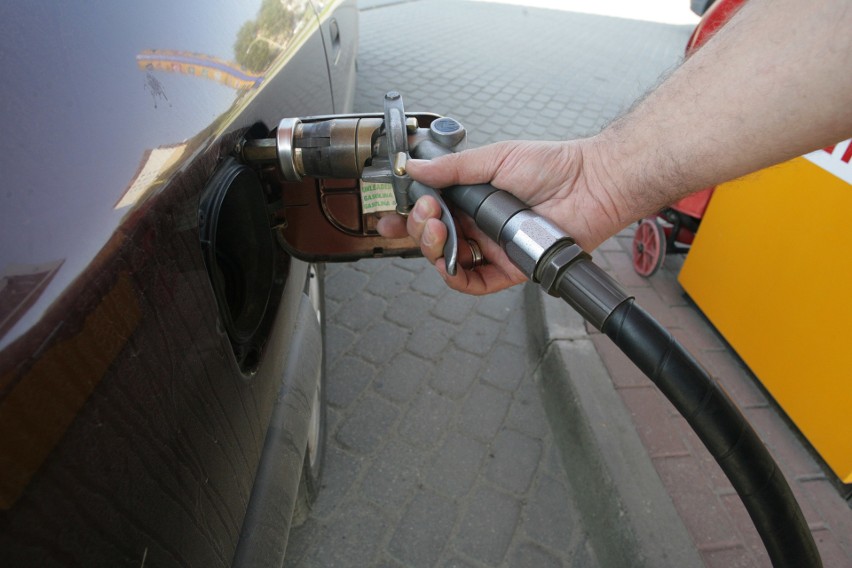Aktualne ceny paliw w regionie (notowanie z 03.04). Podane...
