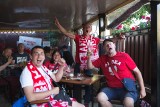 Reprezentacja Polski przegrywa ze Słowacją 1:2. Zobacz, jak kibicowali słupszczanie w Warce i Duo Cafe [ZDJĘCIA]