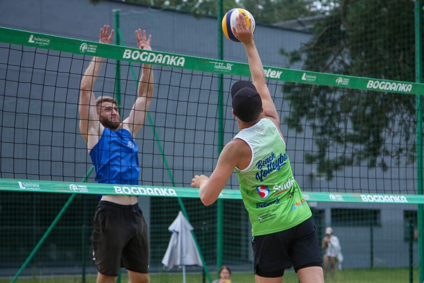 Zobacz zdjęcia z 4. turnieju Beach Volley Cup w siatkówce plażowej w Świdniku