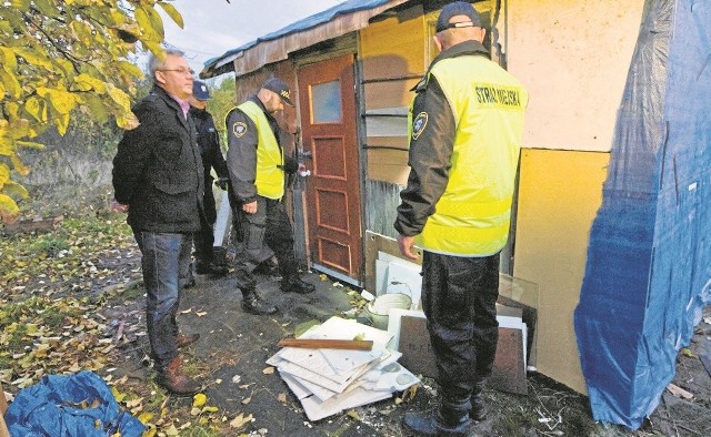 Jedno z działań, w które włączają się strażnicy, to akcja na rzecz pomocy bezdomnym; jedna z takich akcji została przeprowadzona w ubiegłym tygodniu, gdy strażnicy i policjanci sprawdzili ok. 100 miejsc