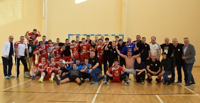 Cała ekipa KU AZS UKW Bydgoszcz w maju cieszyła się z awansu do I ligi. Oficjalne potwierdzenie tego faktu przyszło niedawno