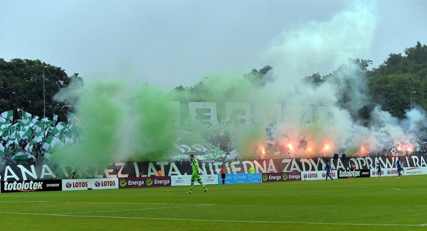 Wojewoda Ryszard Stachurski zamknął stadion... przy Traugutta 29! [ZDJĘCIA, WIDEO]