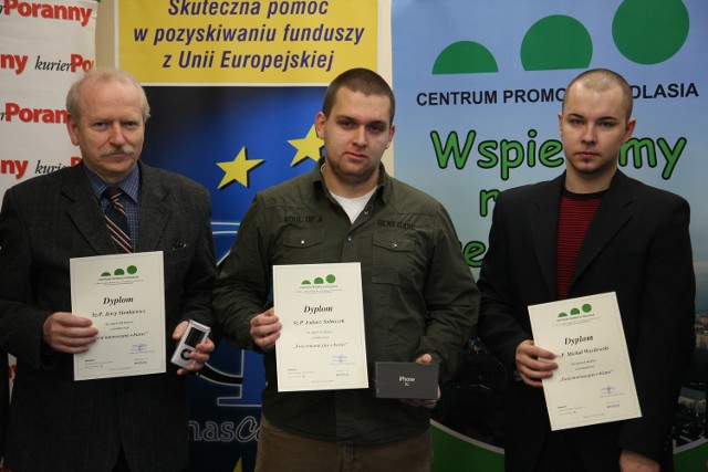Laureaci. Od lewej: Jerzy Sienkiewicz - III miejsce, Łukasz Solniczek - II miejsce, Michał Wasilewski - I miejsce