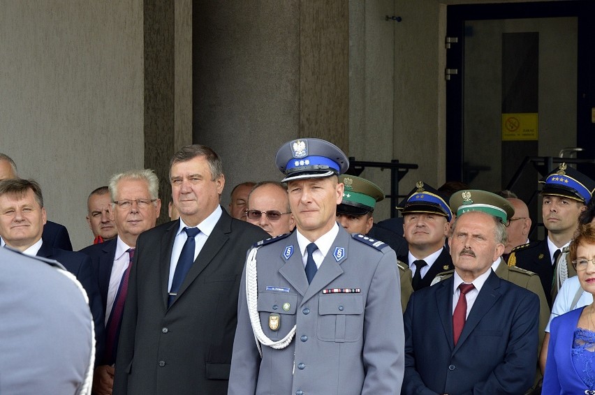 Gorlice. Święto policji, wręczono awanse i podziękowano za ciężką służbę [ZDJĘCIA]