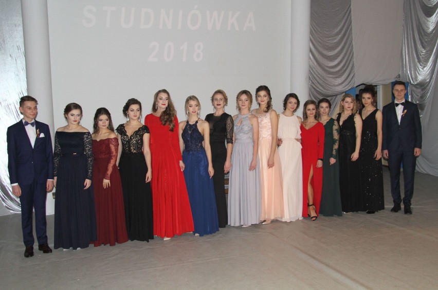 Studniówka 2018 w Liceum Ogólnokształcącym imienia Mikołaja...