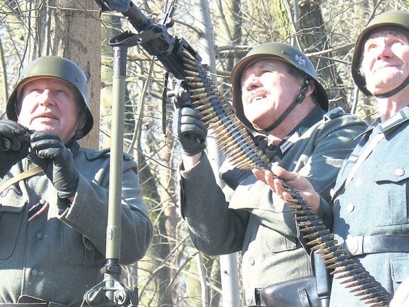 Inscenizacja niemieckiej obrony przeciwlotniczej z bombardowania Świnoujścia 12 marca 1945 roku odbędzie się w najbliższą sobotę w godzinach 9-15.